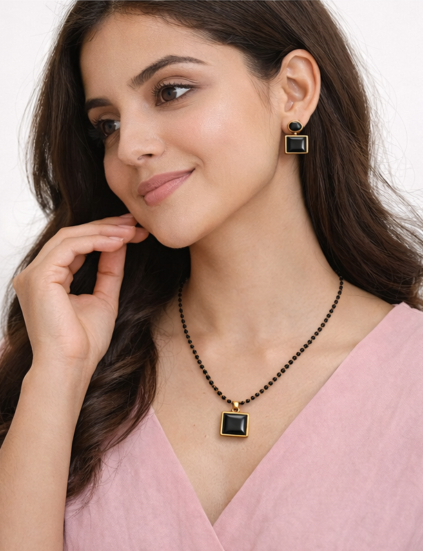 Royal Black Square Charm Set